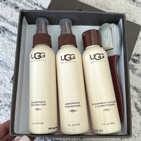 UGG tall boots genuine sheepskin - Picture 10 of 11